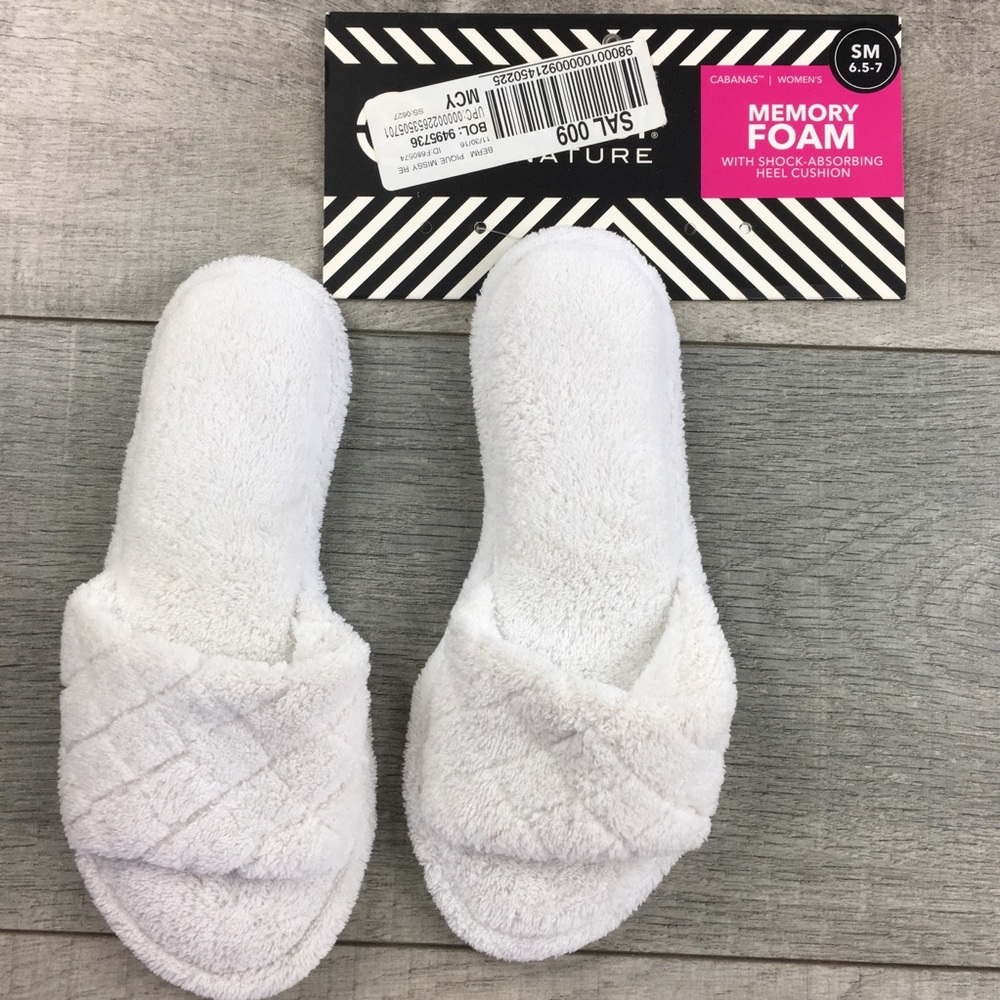 ISOTONER SIGNATURE Memory Foam Slipper Small 6.5-7